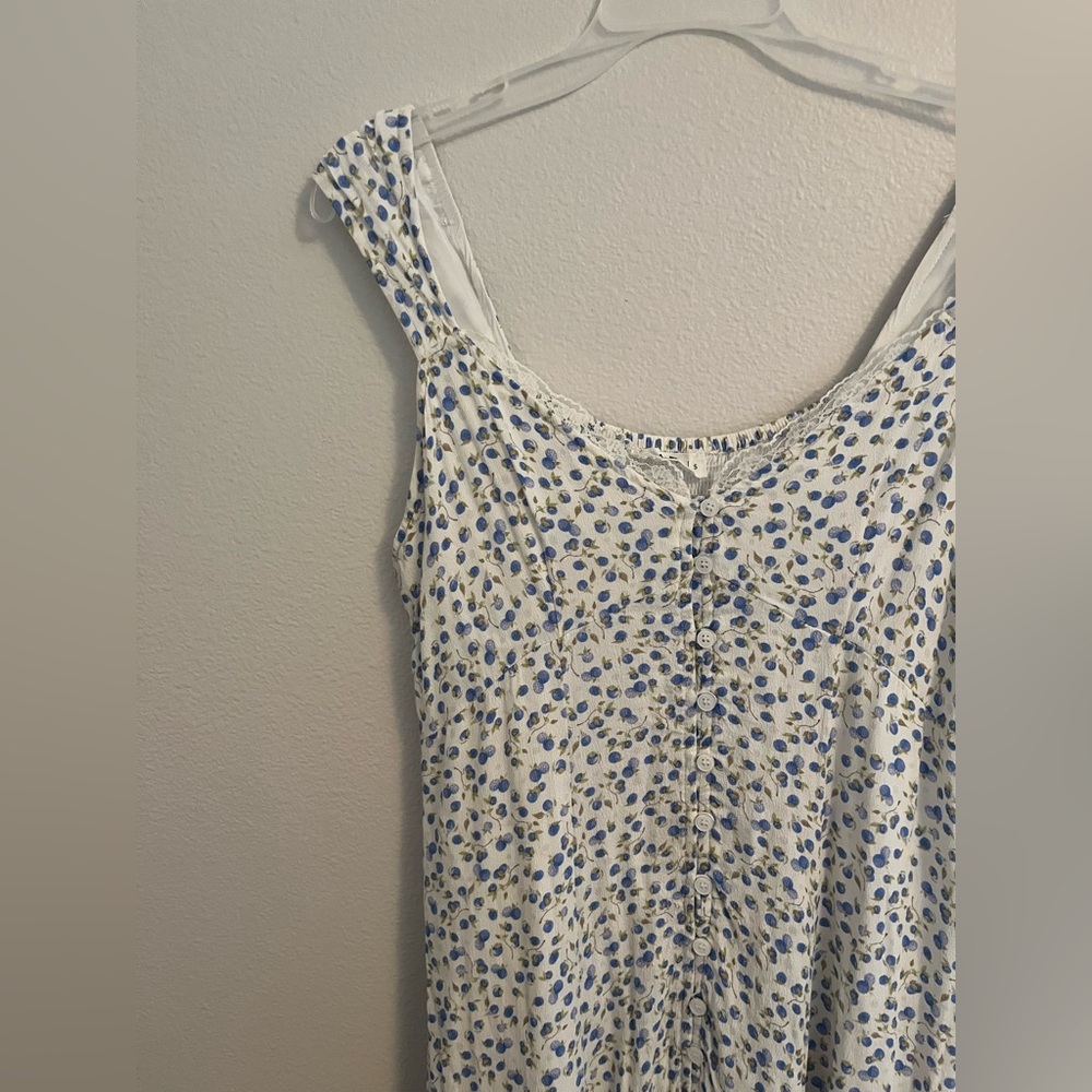 White maxi dress with blueberry print, size small